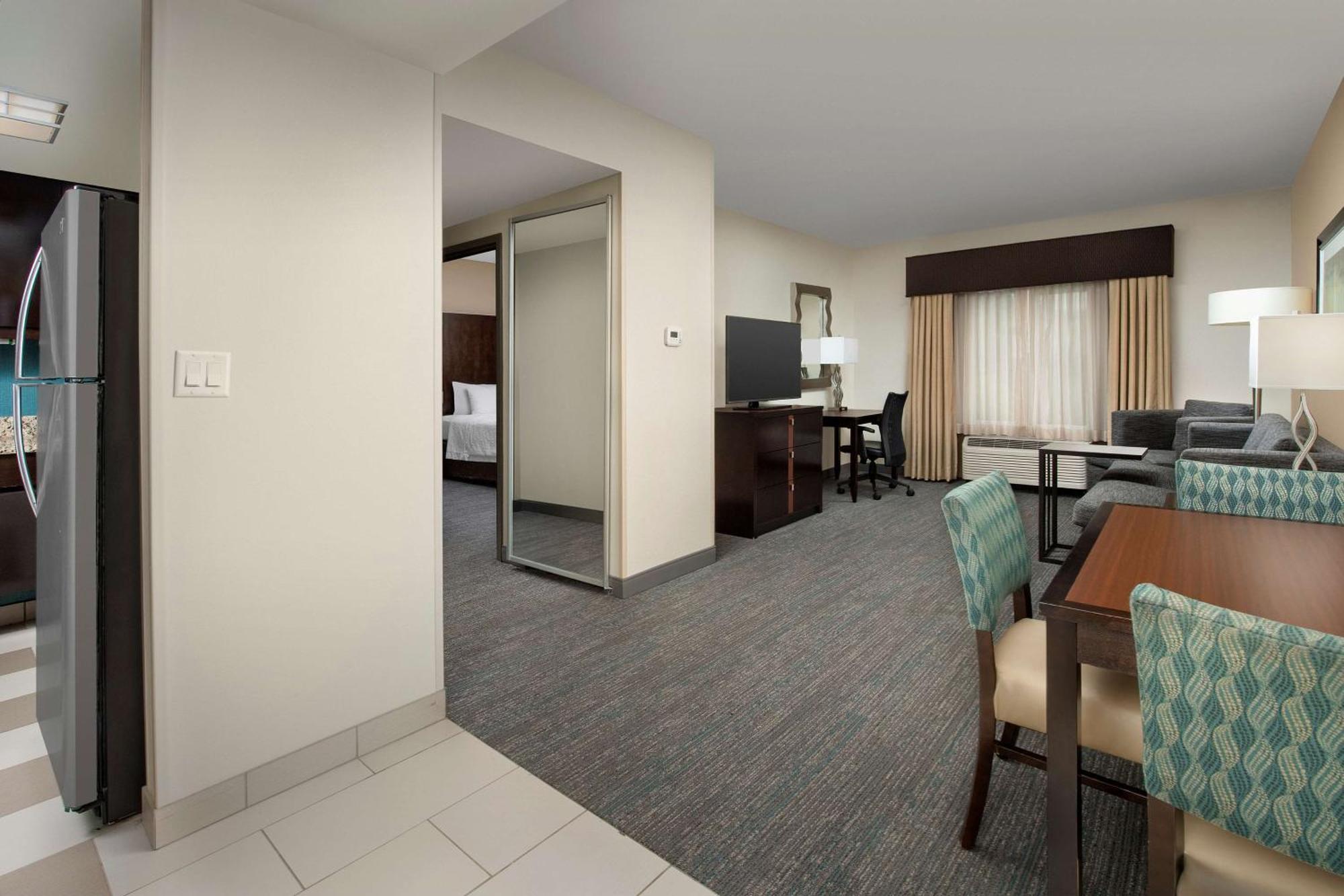 Hampton Inn & Suites Alpharetta-Windward מראה חיצוני תמונה